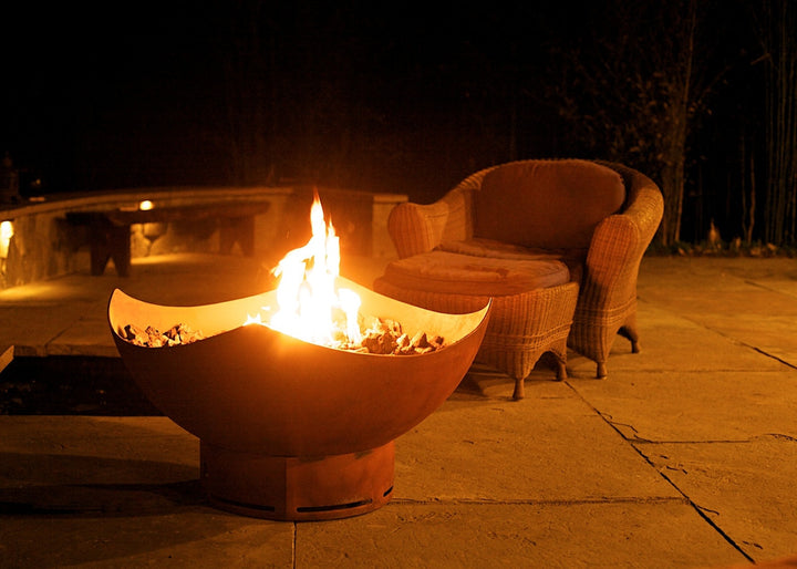 Manta Ray Fire Pit: Wood, Gas, or Propane Options