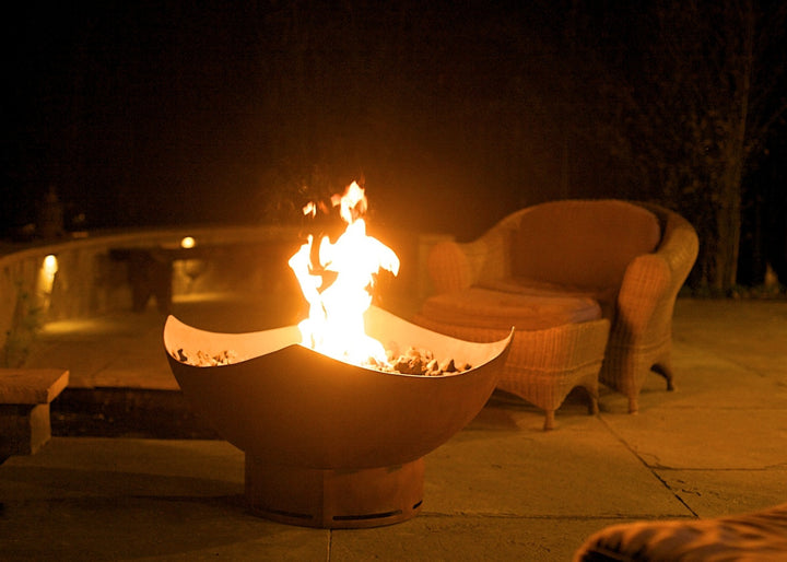 Manta Ray Fire Pit: Wood, Gas, or Propane Options