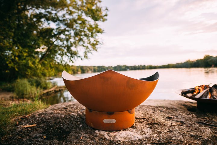 Manta Ray Fire Pit: Wood, Gas, or Propane Options
