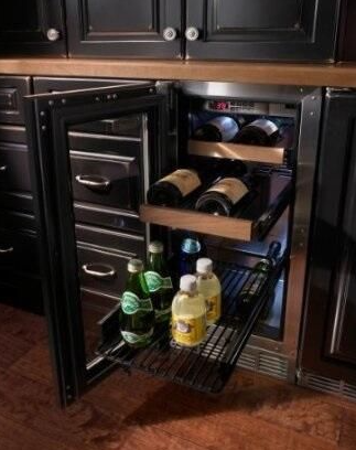 Perlick Signature Series 15-Inch Left-Hinge Outdoor Undercounted Beverage Center - Stainless Steel Solid Door - HP15BO-4-1L