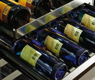 Perlick Signature Series 24-Inch Right-Hinge Outdoor Undercounter Single Zone Wine Reserve - Stainless Steel Glass Door - HP24WO-4-3R