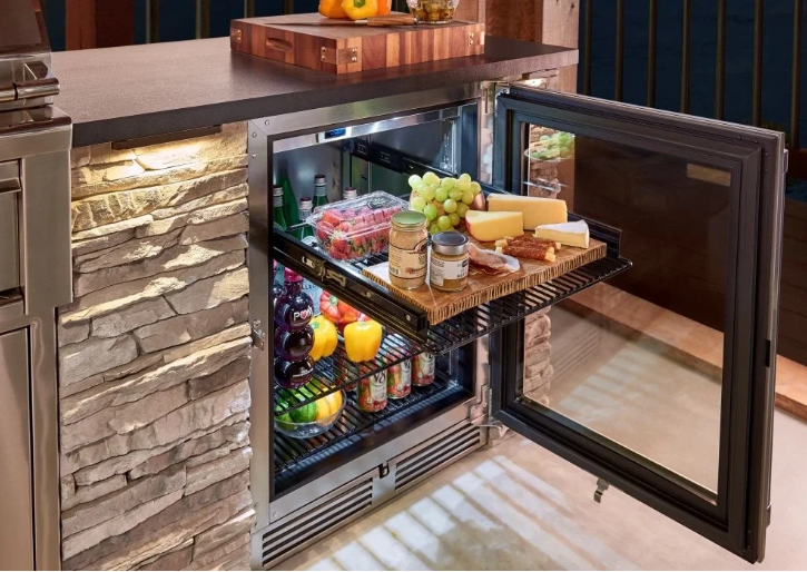 Perlick 24" Signature Series Outdoor Built-In Counter Depth Compact Refrigerator with 5.2 cu. ft. Capacity with Glass Door in Panel Ready - HP24RM-4-4R