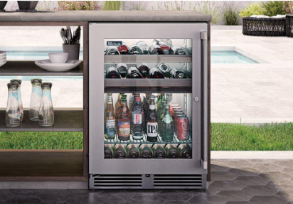 Perlick 24" Signature Series Outdoor Built-In Glass Door Beverage Center with 5.2 cu. ft. Capacity in Stainless Steel  - HP24BM-4-4R