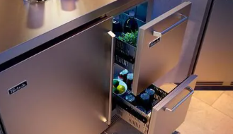 Perlick Shallow Depth Signature Series Sottile Outdoor Refrigerator - Stainless Steel Glass Door - Right Hinge - HH24RO-4-3R