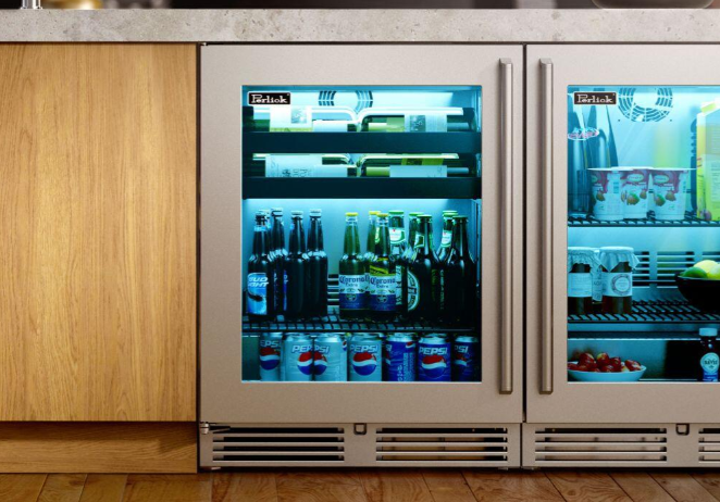 Perlick Signature Series 18"Beverage Center, Stainless Steel Glass Door, Hinged Left - HH24BM-4-3L
