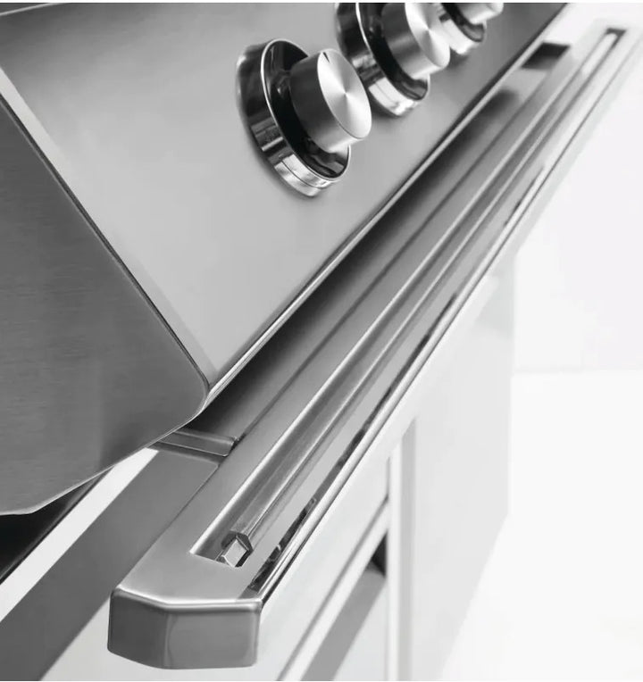 Twin Eagles 54-Inch 4-Burner Built-In Gas Grill with Sear Zone & Two Infrared Rotisserie Burners