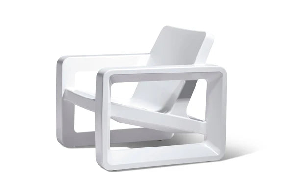 Deck Lounge Chair - Modern Outdoor Resin Lounge Chair for Pool Ledges, Patios & Fire Pits