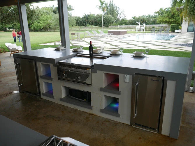 Twin Eagles 15-Inch Ice Maker